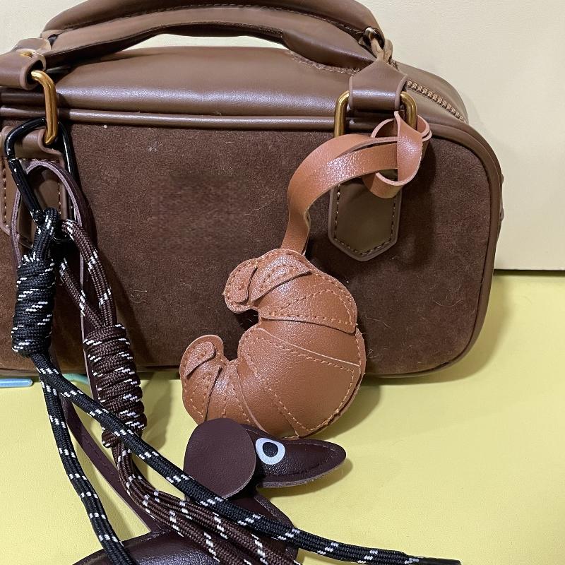 1Pcs Luggage Accessories Creative Croissant Keychain Leather Bread Shape Handbag Messenger Bag Underarm Bag Pendant