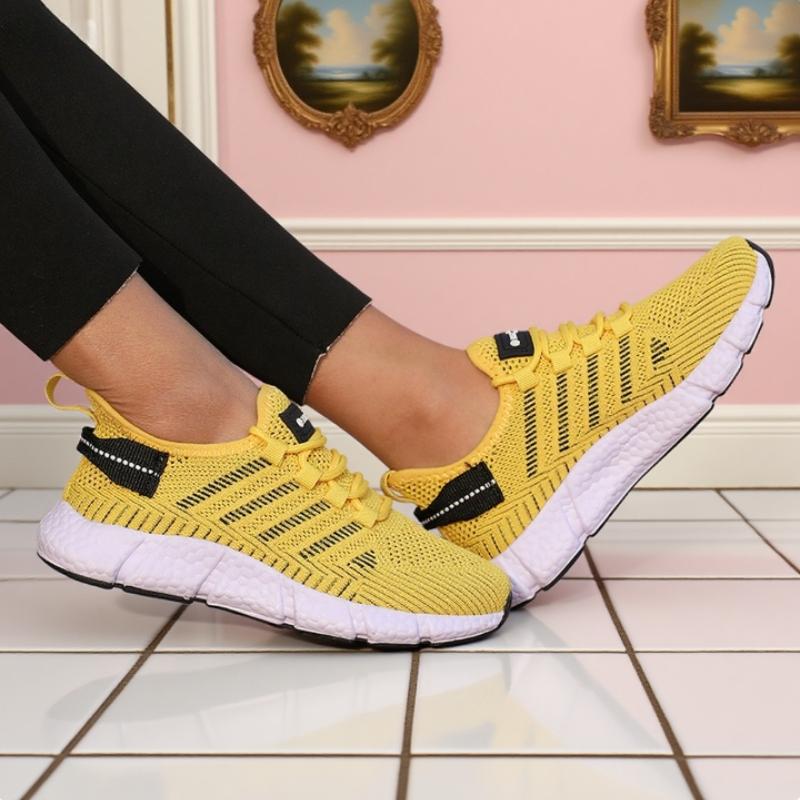 Super Light Women'S Shoes Breathable Quick Drying Soft Soled Travel Shoes Fitness Women'S Sneakers  In Spring Summer
