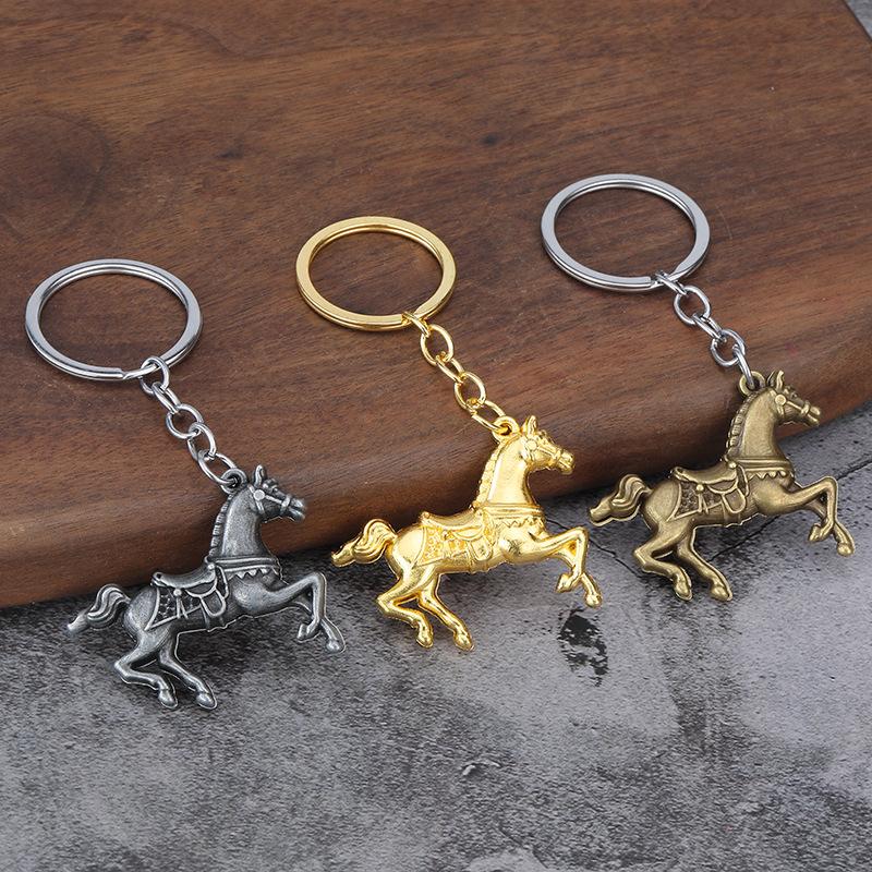 Llavero de Metal Tridimensional 3D Caballo de Guerra Colgante para Mochila Llavero Anillo Llavero Regalo