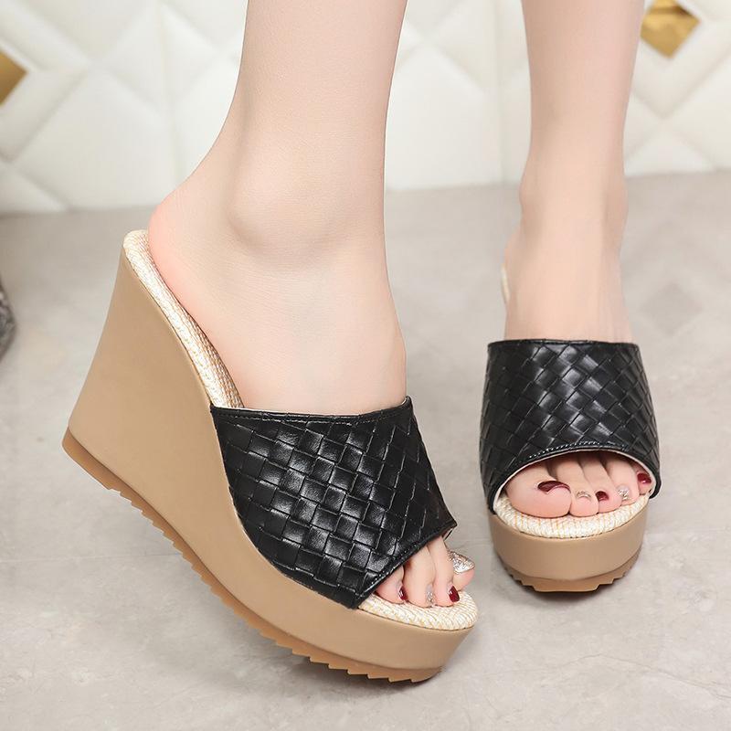 2025 summer new slope heel slippers thick-bottomed waterproof table large size fish mouth slippers casual open-toed women's slippers