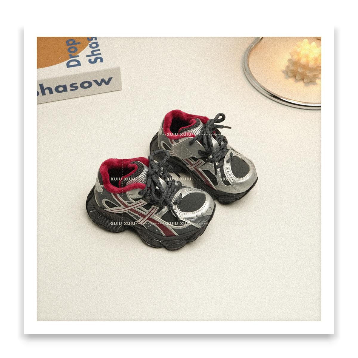 

XSHX Paris Extreme Tide Children s Daddy Sneakers Autumn and Winter Fleece Men s and Women s Velcro [Wenzhou Shoes] 23