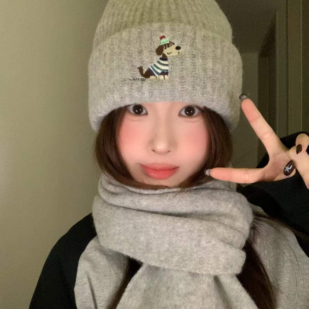 Puppy Embroidered Scarf, Hat, Headgear, Female Autumn and Winter Warm Face Small Knitted Wool Hat Outdoor Leisure