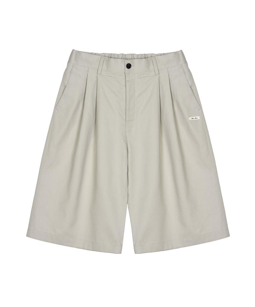 Nigaennikol Wide Two-Tuck Bermuda Pants_Beige