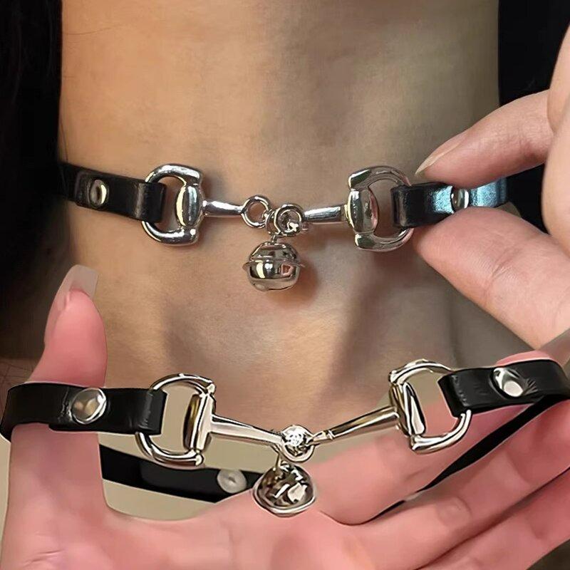 Černý PU kožený choker náhrdelník pro ženy dívky muže cool punk gotický s hroty biker choker PU kožený obojek cvočkované rockové náhrdelníky
