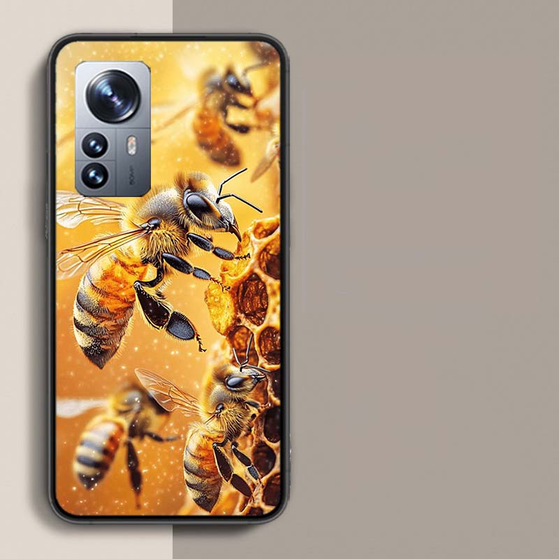 Bees and Honey in the Honeycomb Phone Case For Redmi Note 13 Pro Plus 14 Pro+ 12S 12 11S 11T 11E 11 10S 10 9S 9 Xiaomi Capa TPU