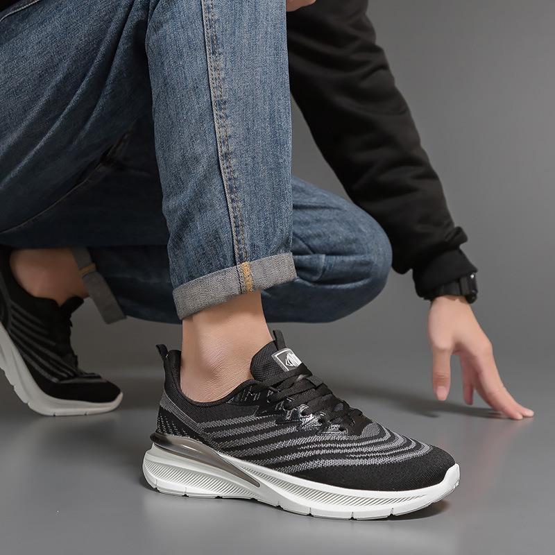 New Breathable Sports Shoes, Running Shoes, Thick-soled Casual Shoes