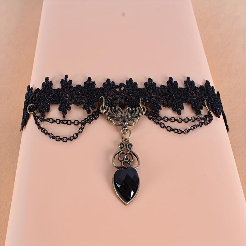 Vintage Heart Pendant Short Clavicle Chain Braided Choker Gothic Necklace Accessories For Women