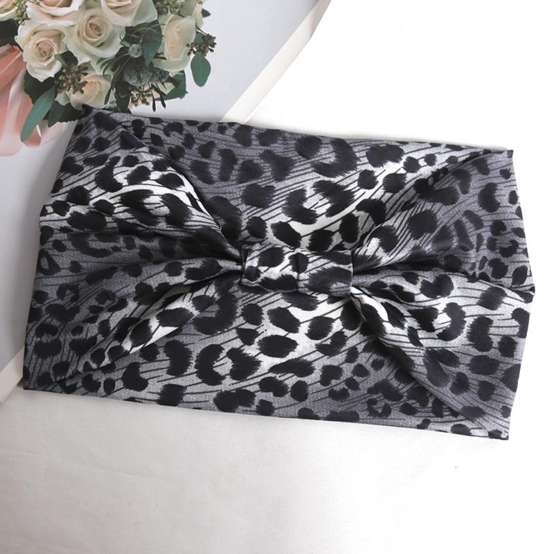 Women Wide -Side Pilates Elastic Hair Bands Yoga Leopard Print Headband Running Cycling Turban Makeup Hair Hoop Makeup Headwrap