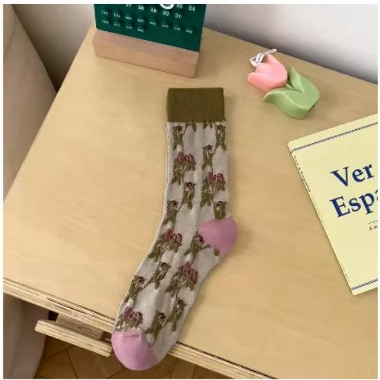 Creative and Fun Cartoon AB Trendy  Asymmetric Mandarin Duck  Men's and Women's Cotton Socks Medium High Socks
