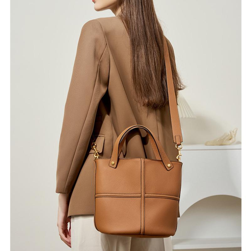 Niche Texture Versatile First-layer Cowhide Commuting Large-capacity Bucket Bag Elegant Single Shoulder Oblique Span Bag