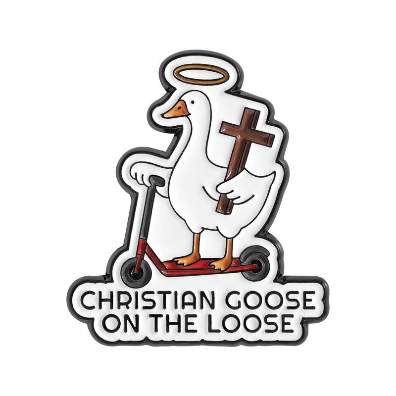 Cartoon Goose Fun Metal Brooch: Whimsical Personality Pin
