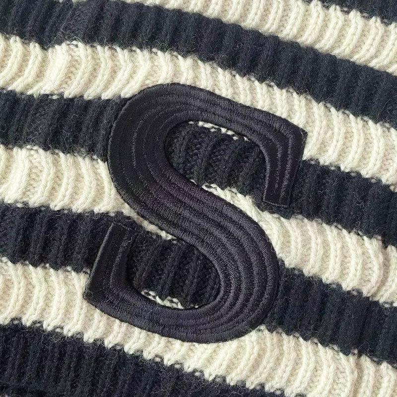 2023 Herbst/Winter Damen Gestreifte Strickjacke - Lotusblattkragen, Eleganter Wollpullover mit kleinem Duft