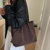 Autumn and Winter Retro Lazy Style Shoulder Bag Fashionable Large-Capacity Commuter Shoulder Bag Shopper Tote