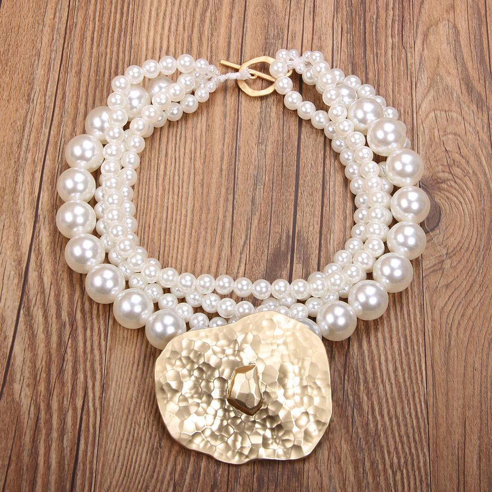 Statement Vintage Pearls Necklace with Geometry Pendant Women Girl Trendy Vintage Wedding Party Jewelry