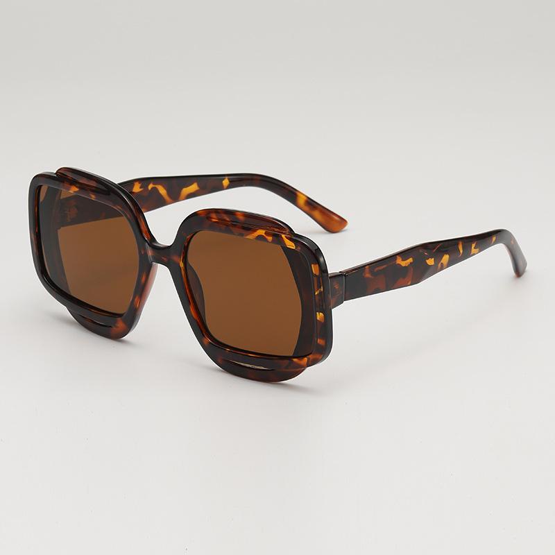 

New Retro Polygonal Oversized Frame Sunglasses Men and Women Outdoor UV400 Sports Travel Essential Sunscreen Sunshade Sunglasses