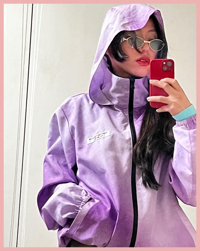 Themuseumvisitor Sprayed Printed Windbreaker (Purple)