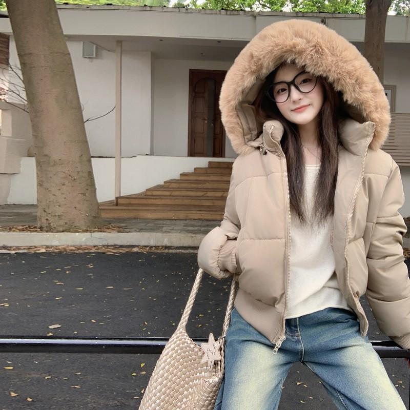 Womens Black Hooded Puffer Jacket With Fur Trim Winter Warm Slim Short Coat