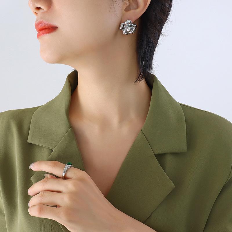European Retro Large Flower Textured Stud Earrings, 18K Gold-Plated Titanium Steel