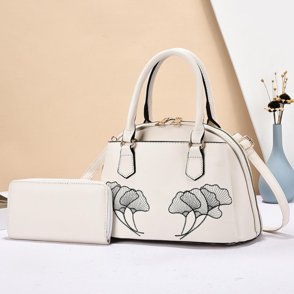 Womens Fashion Embroidered Tote Bag With Zipper Pockets For Daily Use