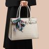 2025 New Genuine Leather Women's Handbag Single Shoulder Crossbody Elegant Platinum Bag High-end Versatile Mom Bag