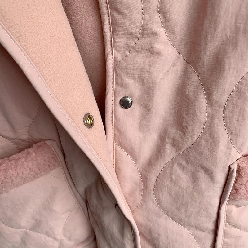 Осень-зима женское однотонное пальто в клетку с v-образным вырезом и длинным рукавом — фото 15