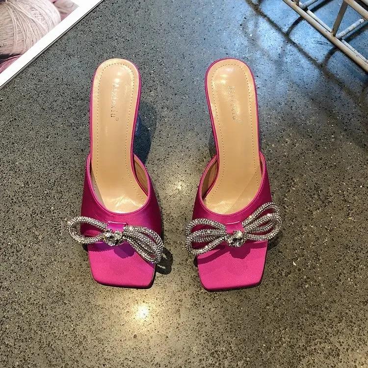 Mode Neue Strass Schmetterlingsknoten Slipper Feine Absatz Sandale Damen Kristall Fee Rosa Blau Schleife Diamant Hoher Absatz Pantoletten Schuhe für Party