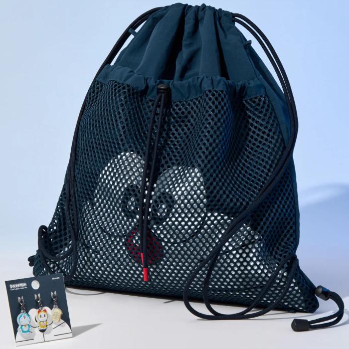 

Line Friends DORAEMON Edition COLLER Сумка на шнурке и брелок / Сумка-ведро и брелок String Bag & Keyring Set