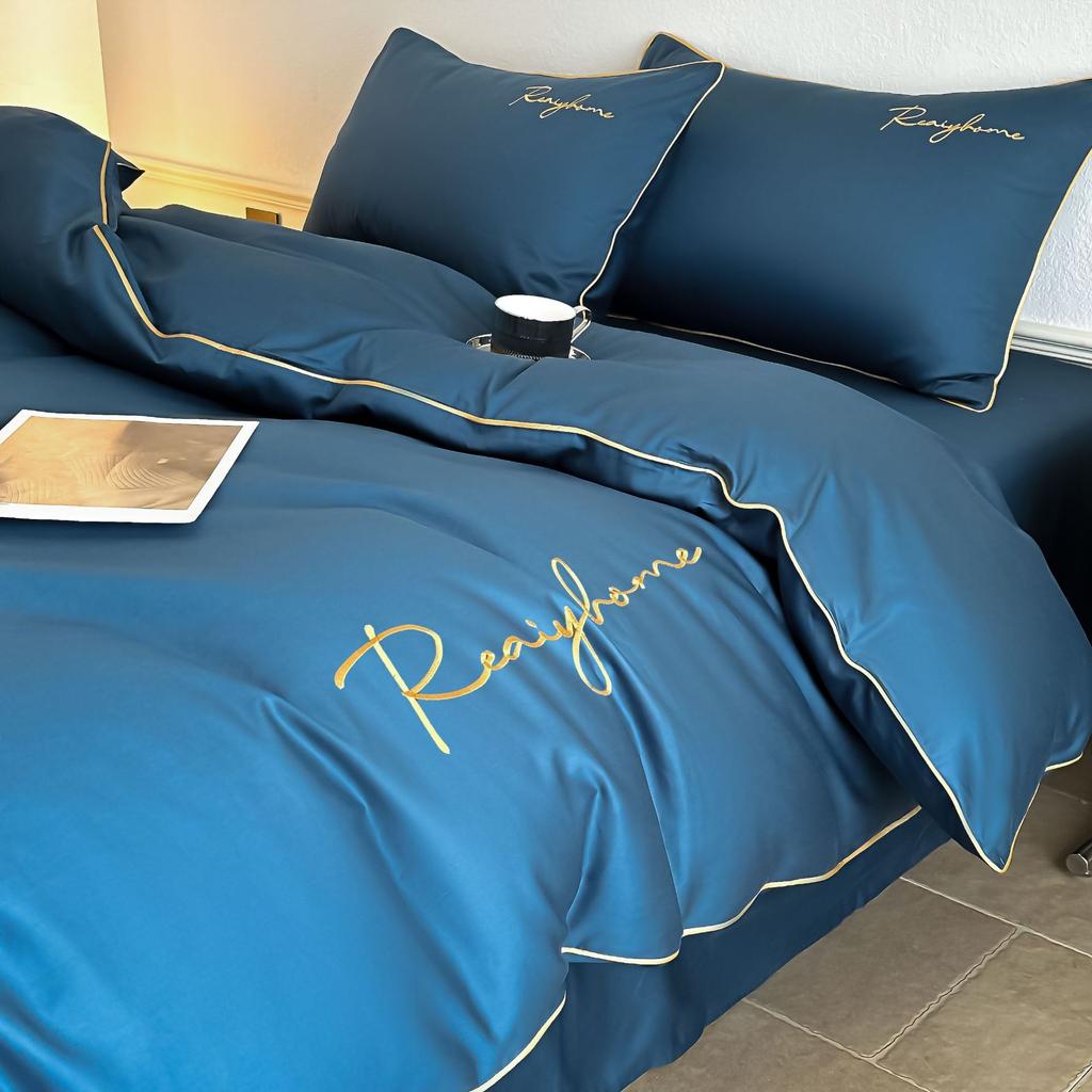 Vierteiliges Set aus reiner Baumwollbettwäsche Leichter Luxus, Hautfreundlich und Bequem Gewaschene Laken Bettbezüge Kissenbezüge.