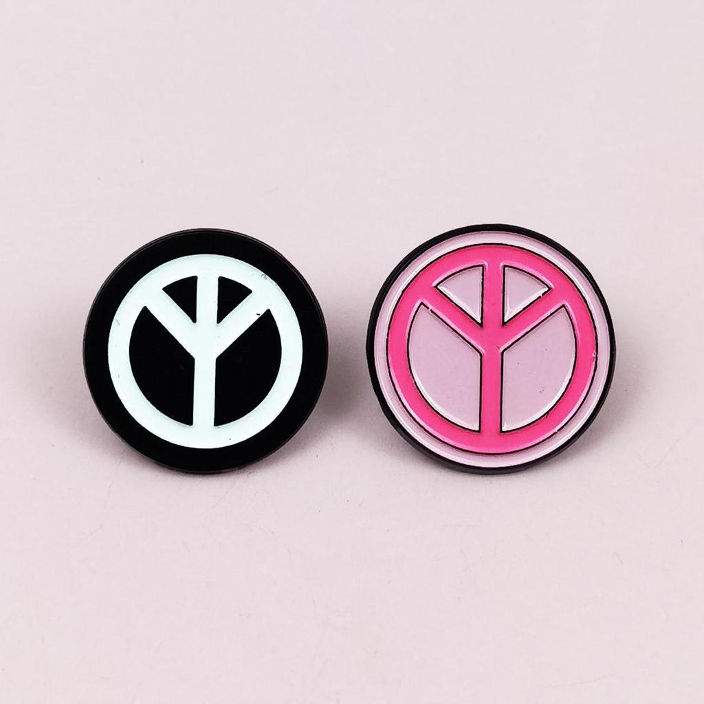 Creative Peace Logo Brooch: Cartoon Style, Two-Color Round Badge for Clothing Accessories