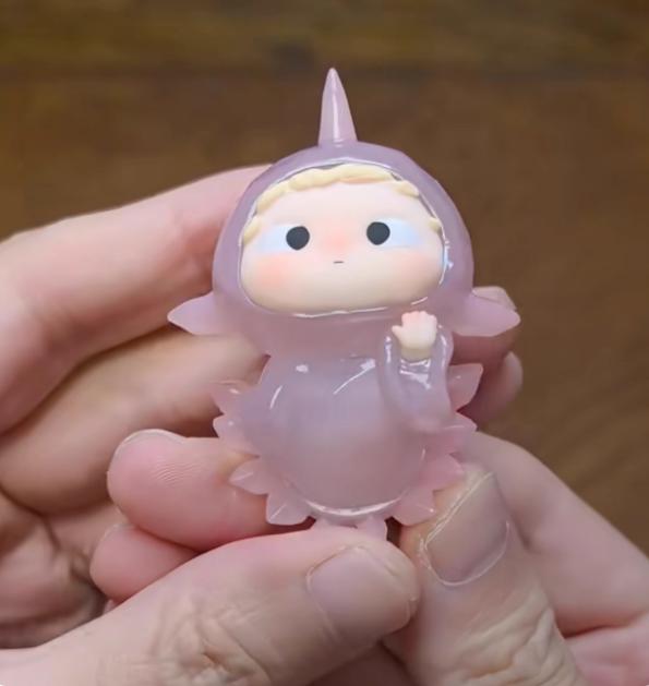 Černá Hra Heyone Oh Cub Kapuce Dobrodružství Roztomilá Série Částic Mini Slepá Krabička Roztomilá Trendy Hračka Ozdoby Dárek na Valentýna
