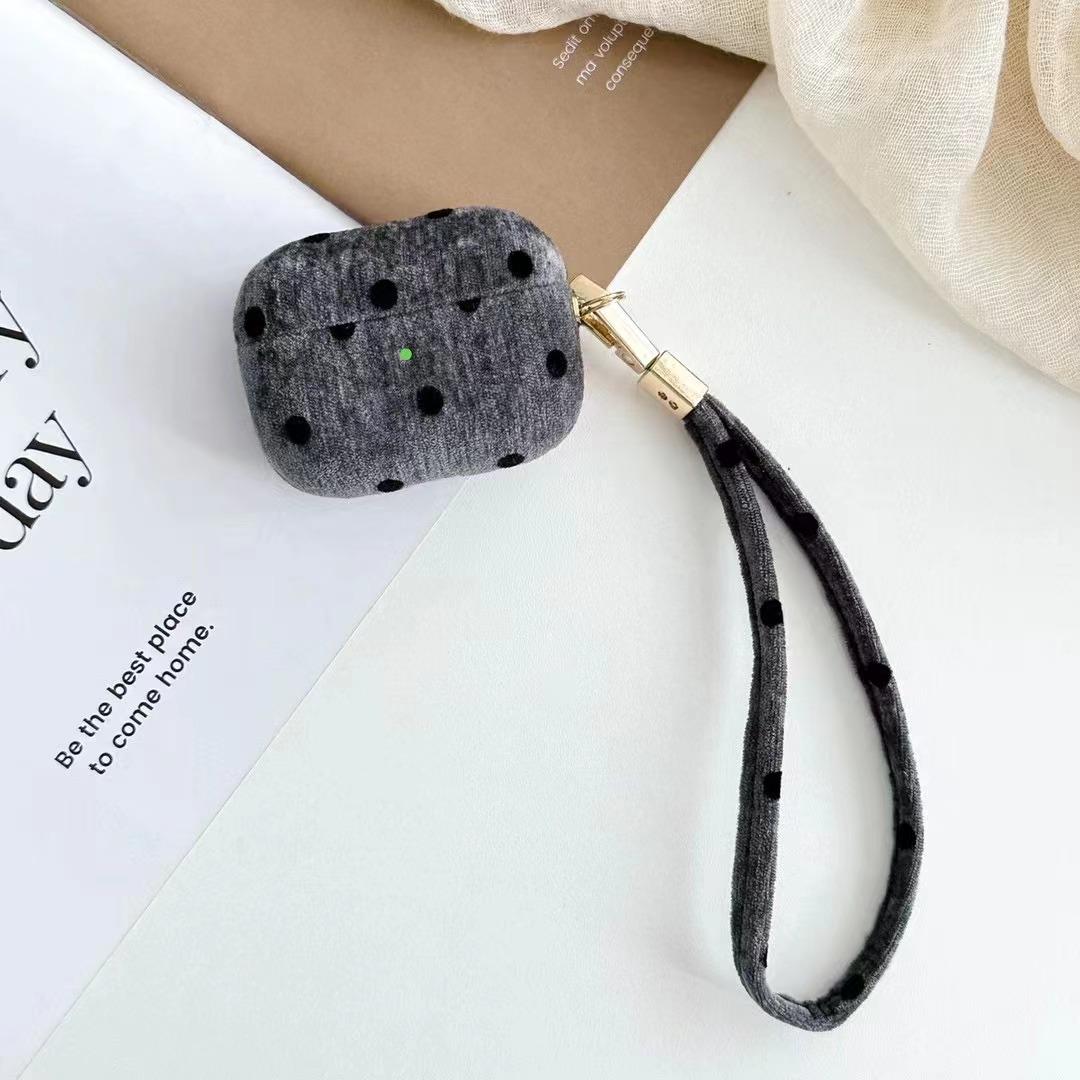 

Flannel Polka Dots Earphone Case for Airpods Pro 2 (2022) & Airpods 4 3 2 1 Shockproof Protective Cover+Metal Buckle+Hand Strap For AirPods Pro2 чорний