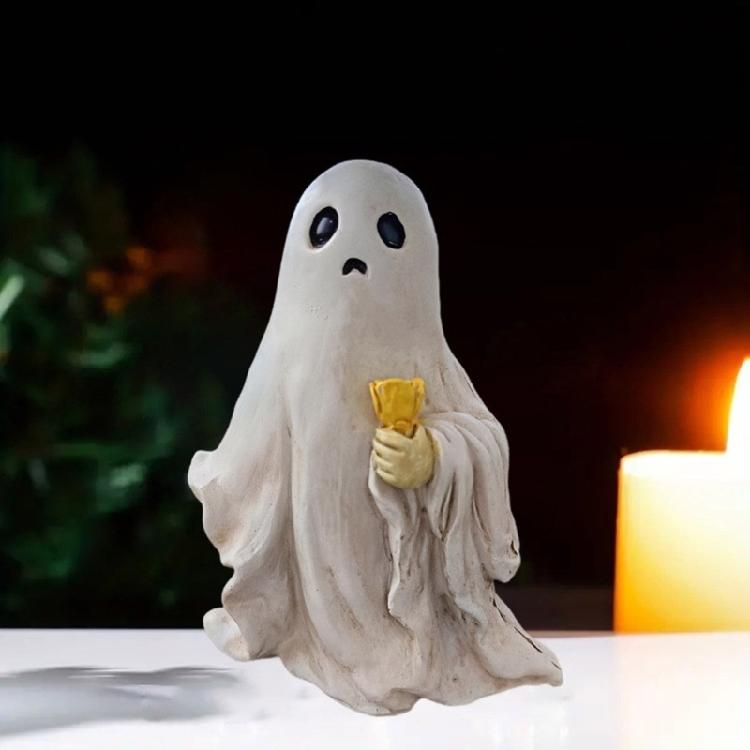 Ghostly Halloween Resin Specter Sculpture for Indoor and Outdoor Terrifying Desktop Decoration Ornament for Parties