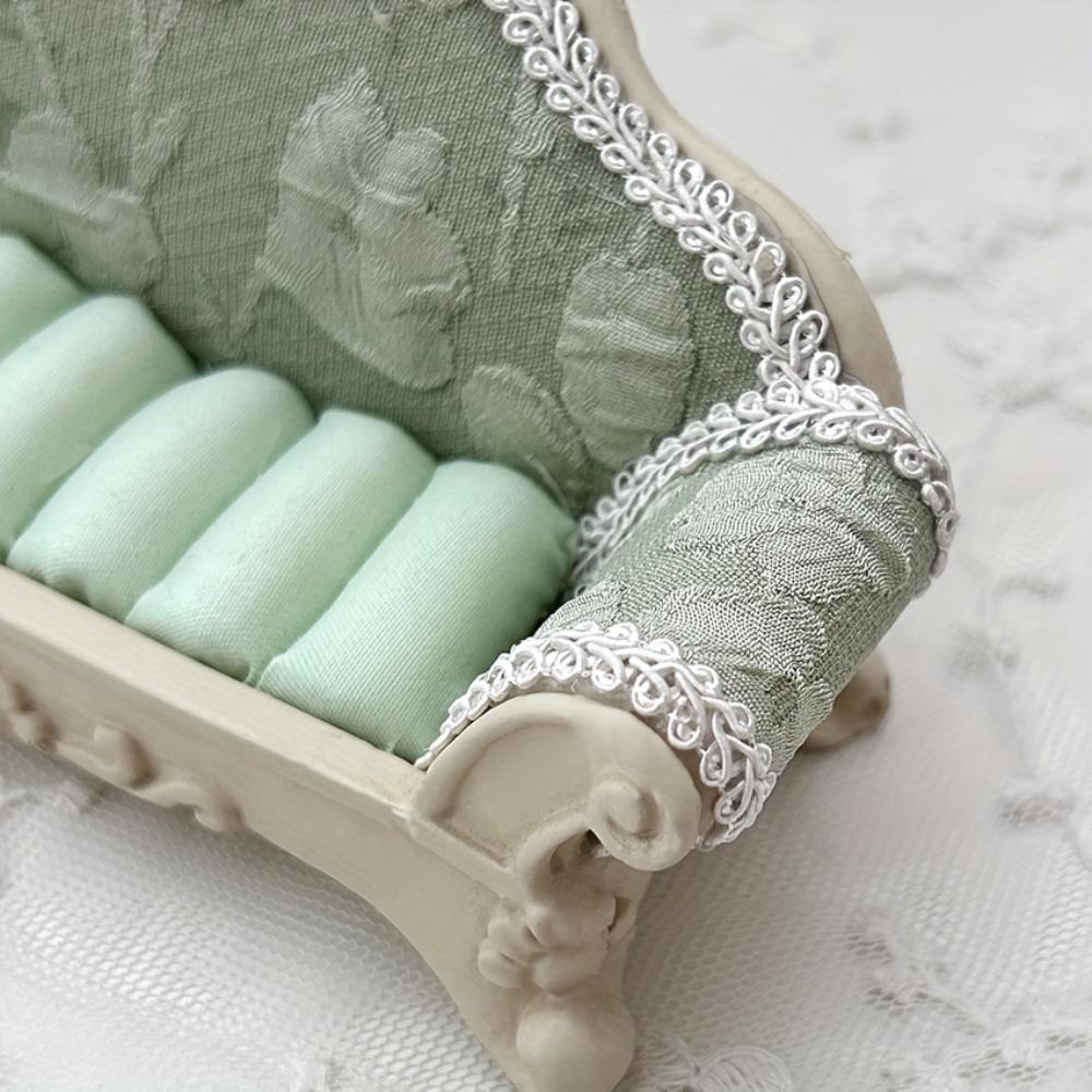 Couch Jewelry Display Stand Earring Stand Home Decoration Dollhouse Ring Bearer Box Rings Holder for Bedroom Living Room