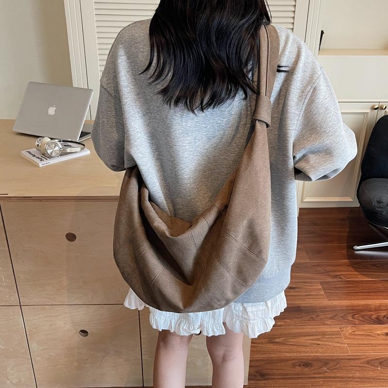 Lazy Wind Bag Women's New Large-capacity Casual Dumpling Bag Niche Retro Shoulder Messenger Bag