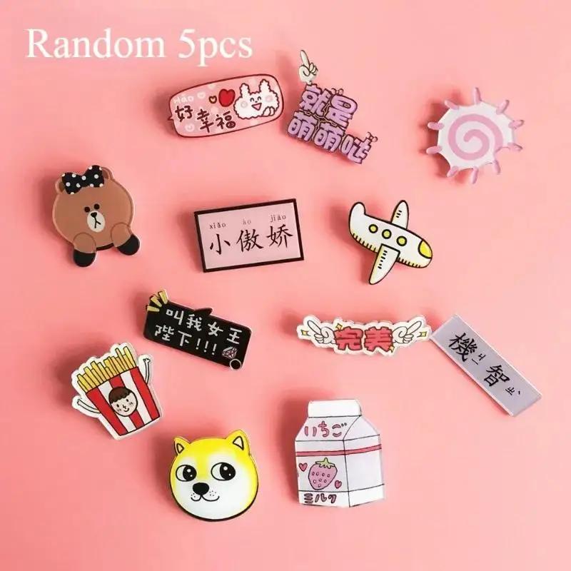 

5 шт. Новые случайные значки Мультяшные значки Мягкие аксессуары для сумки для настроения Милые акриловые броши Украшения Текст Мультяшные смайлики Шарм Узор