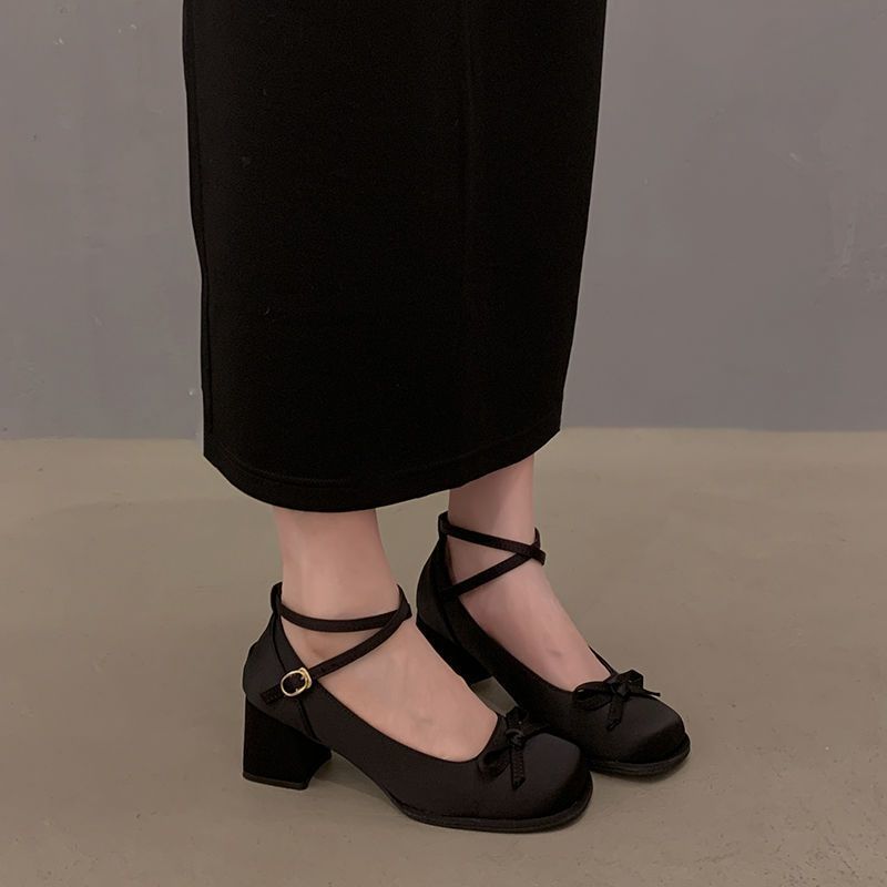 Versatile thick heel high heel Mary Jane shoes women's 2025 new spring and autumn Internet celebrity classical national style fashion one-word sing