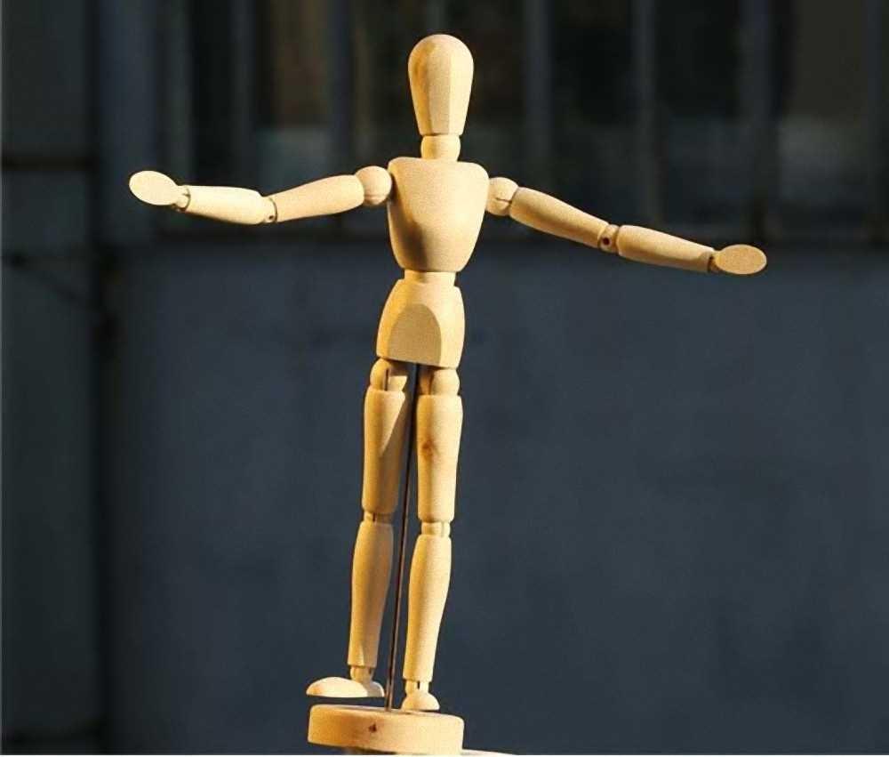 Smiti Wooden Drawing Medium Figure, (20 Cm)