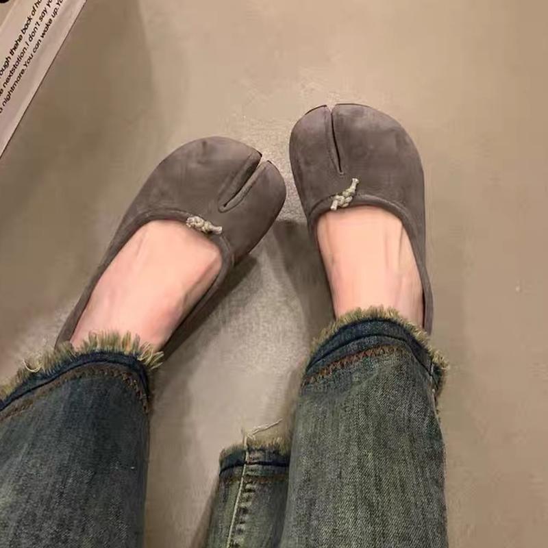 Mocassins plats mode pour femmes Chaussures en daim Peu profondes Décontractées Sandales de créateur Automne 2024 Chaussures de marche Robe Confortables Mocassins Chaussures Marque Nouvelle Femme Zapatos