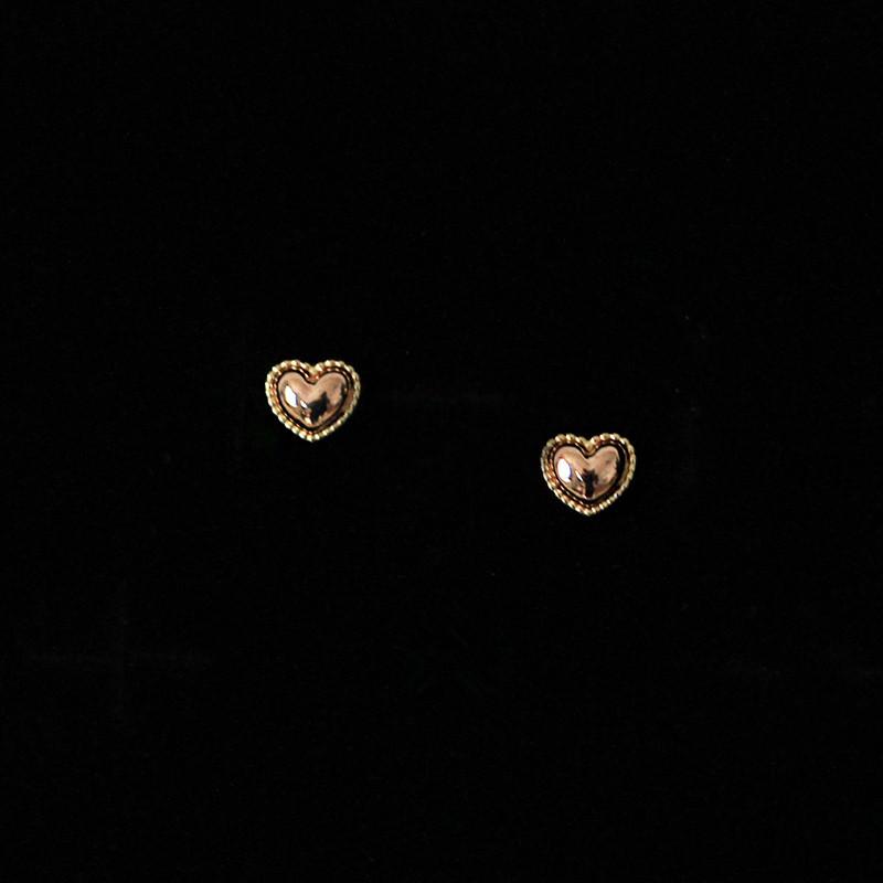 

925 Sterling Silver 14k Gold Plated Stud Earrings Cute Cake Side Heart Earrings Simple Student Korean Jewelry Wholesale Gold