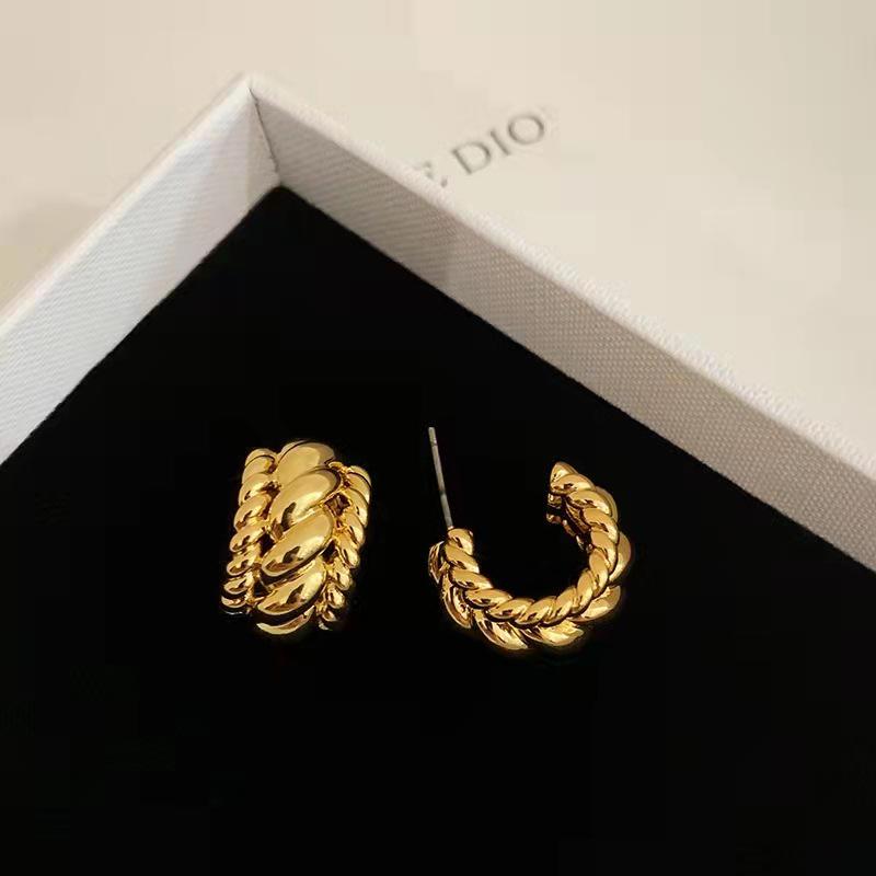 European & American Woven C-Shaped 925 Silver Needle Earrings - Classic, Versatile, Fashionable Design