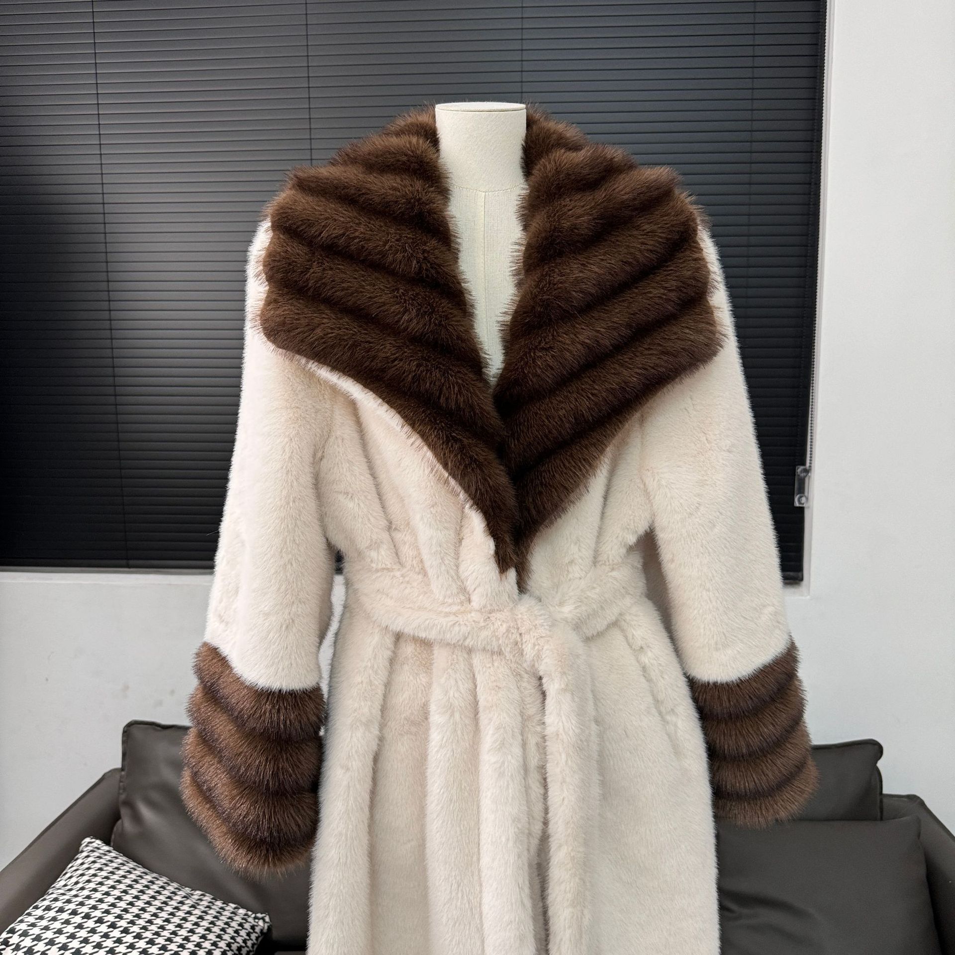 Новый стиль шубы из искусственного меха — фото 3