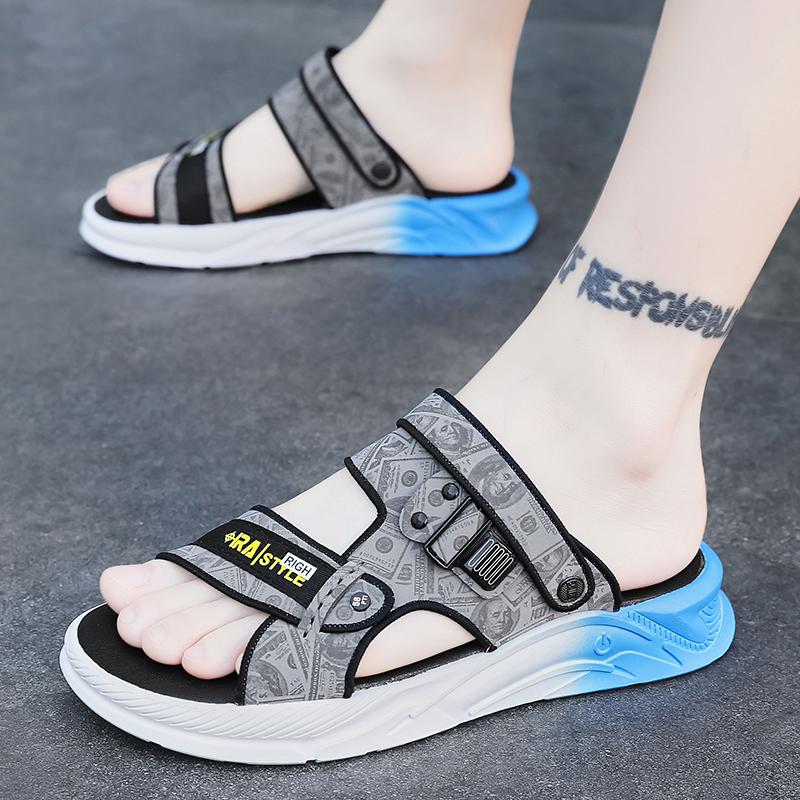 Fashion Men's Sandals Slip On Slippers Light Comfy Outdoor Men Shoes High Quality Designers Loafers Casual Beach Man Slippers