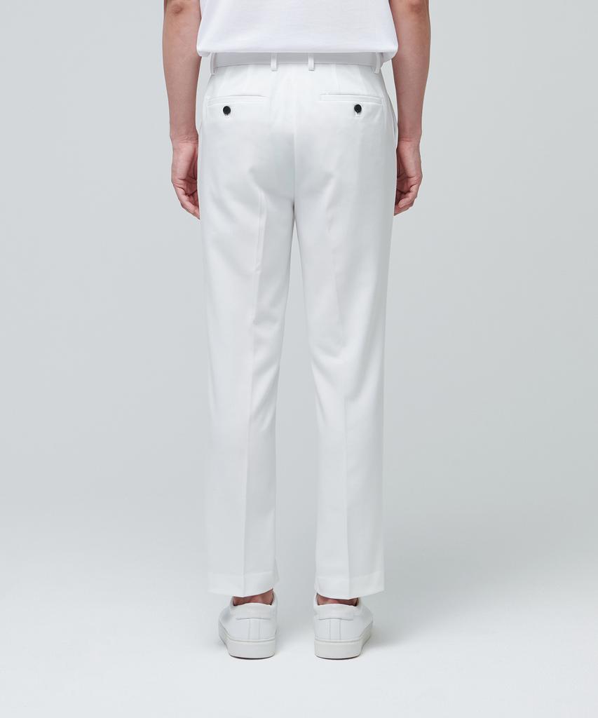 MUSINSA STANDARD Relaxed Tapered Hidden Banding Crop Slacks [White]