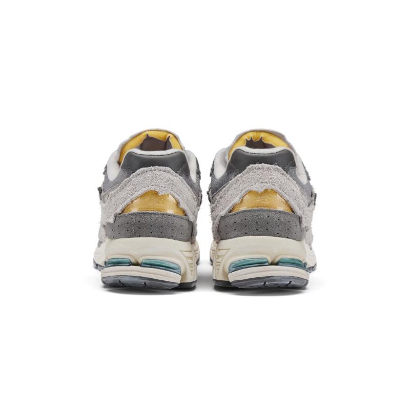 NEW BALANCE Casual Shoes Men's Women's Spring Breathable Mesh Shoes Retro Trendy Fashion Couple Sports Shoes M2002RDA