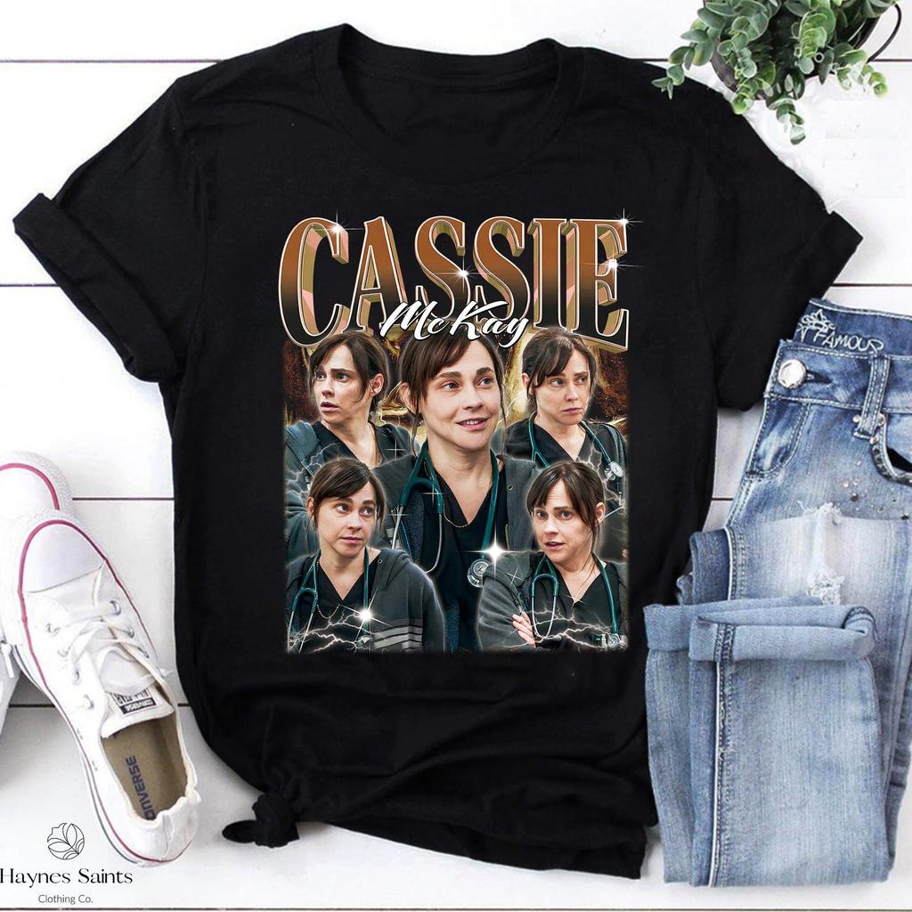 Cassie McKay Bootleg Vintage T-Shirt, Cassie McKay Shirt, Grey’s Anatomy Inspired Tee, Y2K Medical Drama Fan Tee