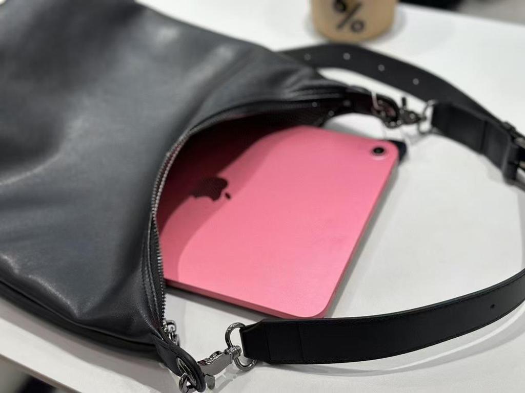 New 2025 Dragon Hobo Dumpling Bag - Premium Cowhide, Versatile Crossbody & Shoulder Design