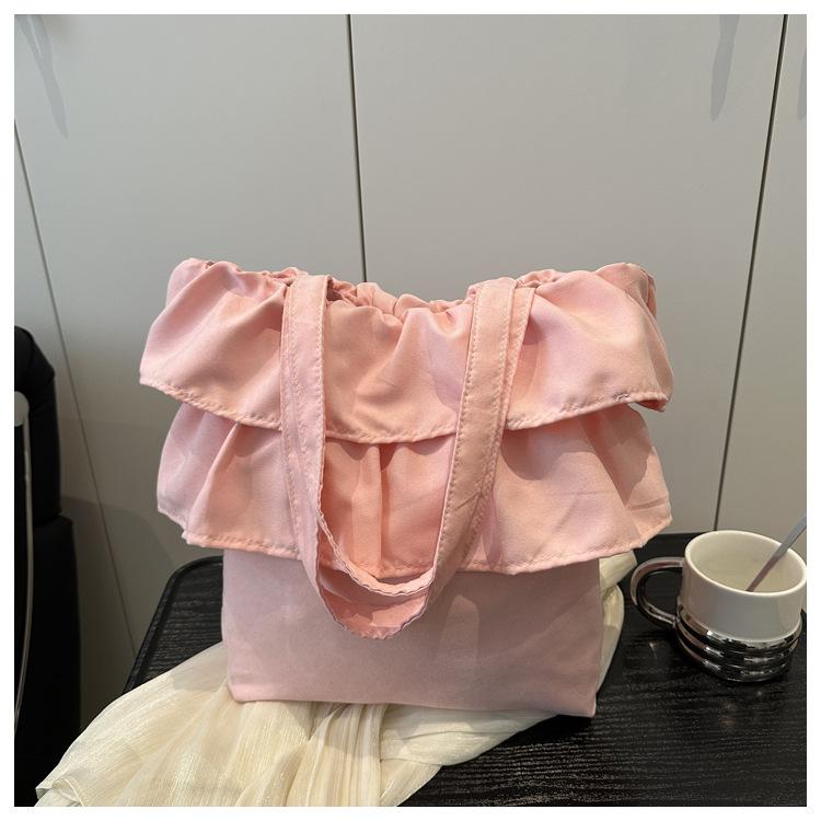 2025 Korean Version of the New Skirt Wrinkled Large-capacity Tote Bag Lazy Style Casual Simple Canvas Bag Bag