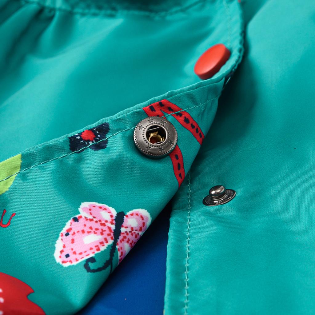 Kinderkleidung Mädchen niedlicher Knopfmantel bedruckte langärmelige Windjacke mit Kapuze
