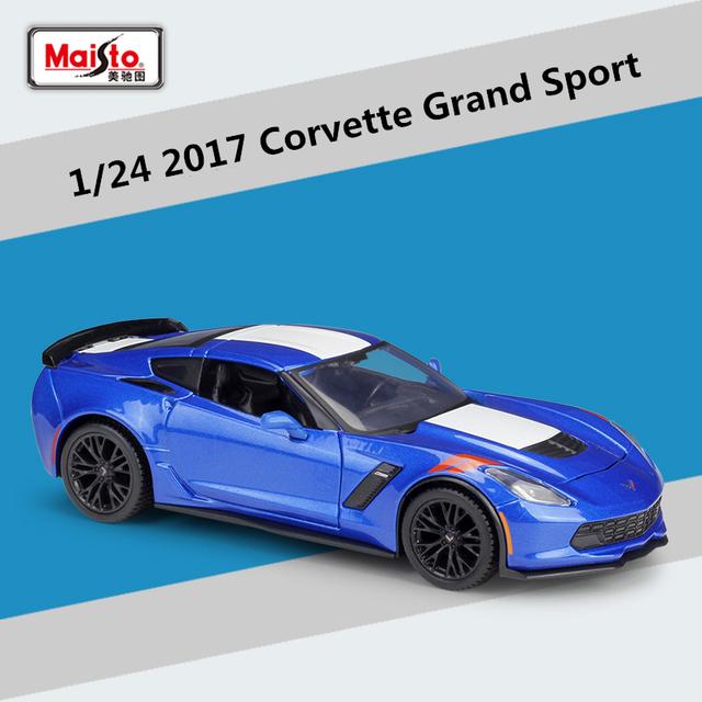 

1:24 Chevrolet 2017 Corvette Grand Sport Alloy Sports Car Model Diecasts Metal Toy Racing Car Model Simulation Gifts синій
