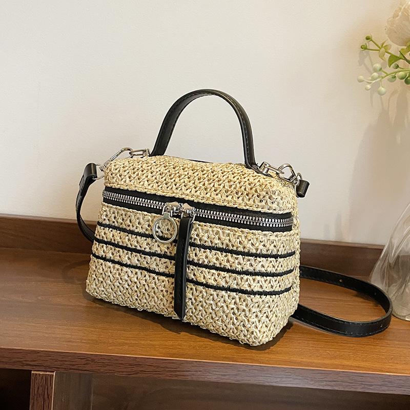 

Летняя новая плетеная вручную сумка через плечо, женская сумка-коробка, маленькая квадратная сумка, простая стильная сумка хаки